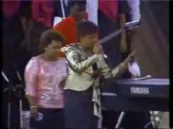 Shirley Caesar - Hold My Mule